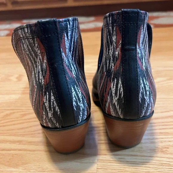 ❣️Ariat Dixon Booties❣️ - Picture 3 of 3